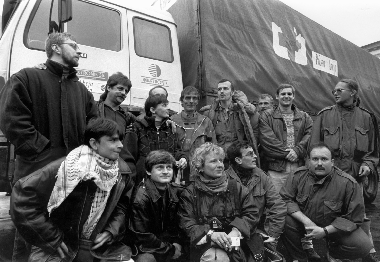 zdjęcie pracowników Polskiej Akcji Humanitarnej z 1995 roku